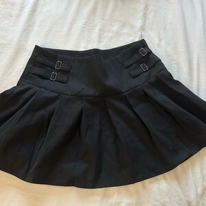 Elegant Black Pleated Skirt